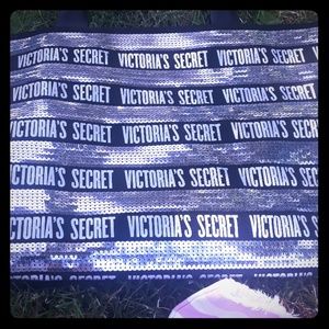 4 victoria secrets bags